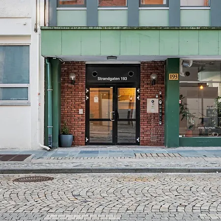 Nordnes - Amazing View Of Bryggen! Appartamento Bergen